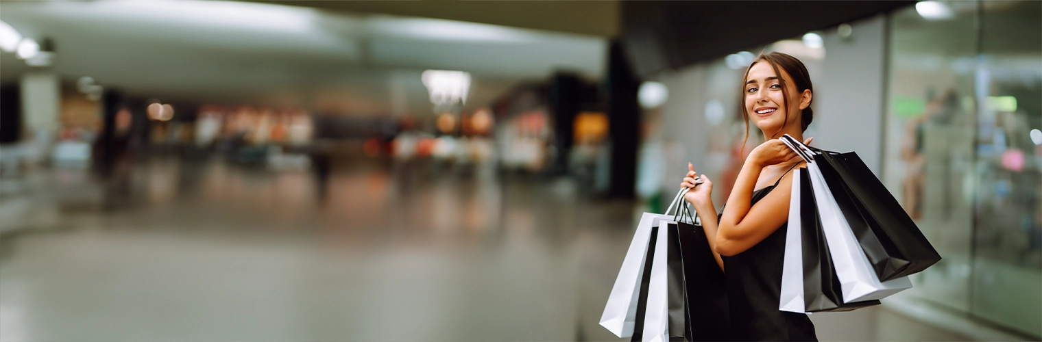 retail space in Gurgaon modern shopping mall interior